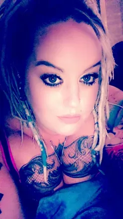 OnlyFans account  applemonroe avatar 1