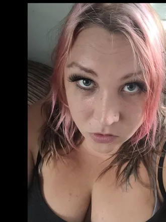 OnlyFans cuenta coldbloodedsophie header 2
