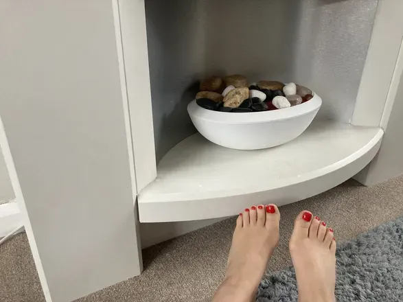 OnlyFans account  kanditoesfeet header 2