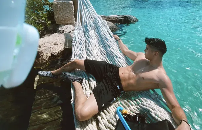 OnlyFans cuenta yuliano.c header 2