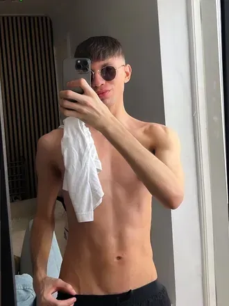 OnlyFans of mlkousad0