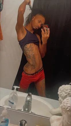 OnlyFans cuenta mnvy_x header 2