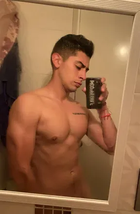 OnlyFans of romanguerrero