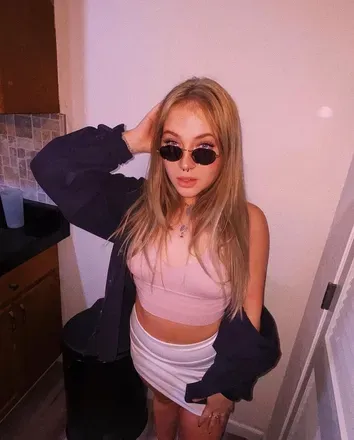 OnlyFans cuenta captainbarbie avatar 1