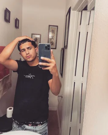 OnlyFans cuenta u69966672 header 2