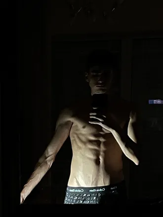 OnlyFans cuenta godsfavorite.m header 2