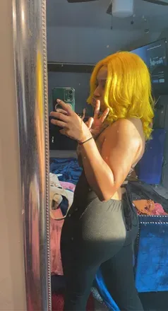 OnlyFans cuenta desiresaddicted header 2
