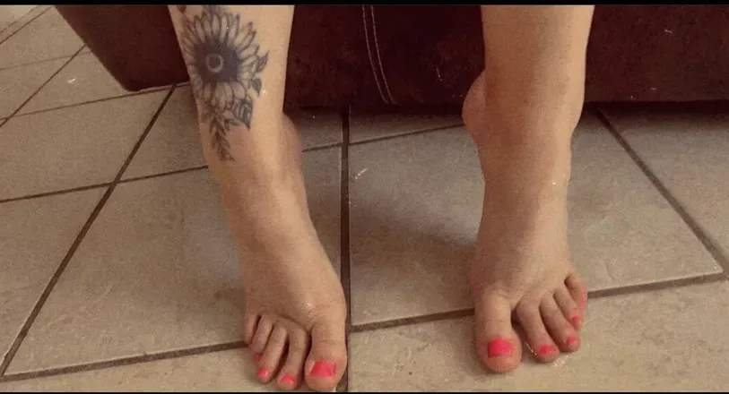 OnlyFans cuenta barefootamy avatar 1