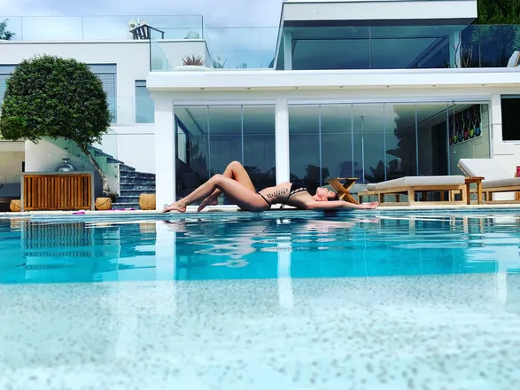 OnlyFans cuenta itsjessicarose header 2