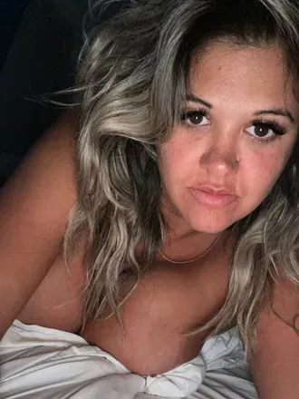 OnlyFans account  angelicaseroticpoetryand avatar 1
