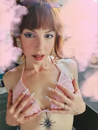 OnlyFans account  bloomtheenchantress avatar 1