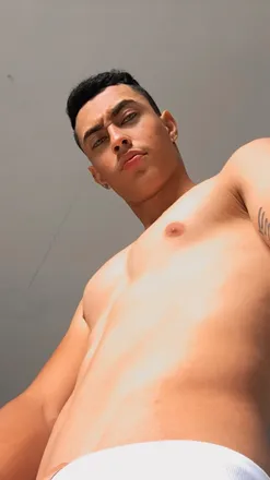 OnlyFans cuenta andress.arenas01 header 2