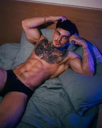 OnlyFans cuenta vitinhoprado header 2