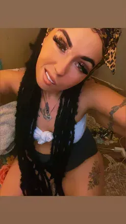 OnlyFans account  snowbunnymelly1 avatar 1