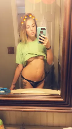 OnlyFans cuenta kklove3 header 2