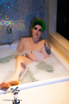 OnlyFans cuenta thatsaspicyolivefree header 2