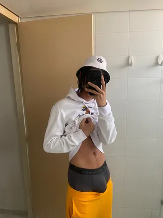 OnlyFans account  bigryan23 header 2
