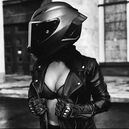 OnlyFans cuenta bikeegirl avatar 1