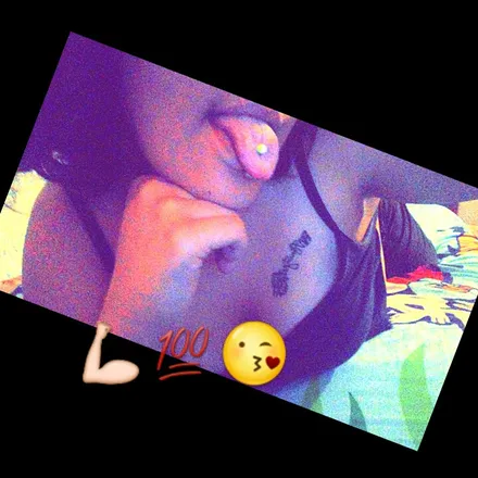 OnlyFans cuenta areinaaa1 header 2