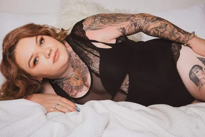 OnlyFans cuenta mokkey93 header 2