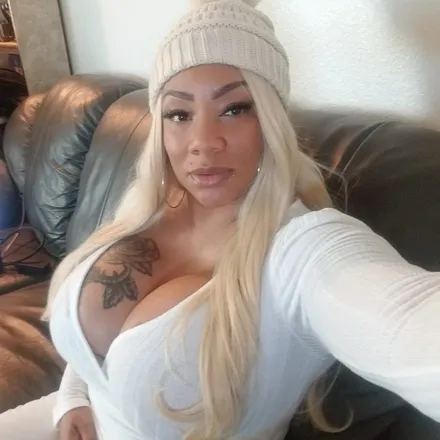 OnlyFans cuenta angie_thaboss header 2