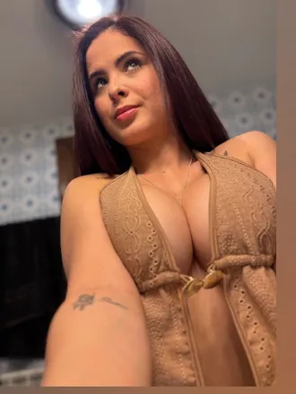OnlyFans cuenta victoriamedoza header 2