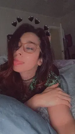 OnlyFans cuenta magentakane avatar 1