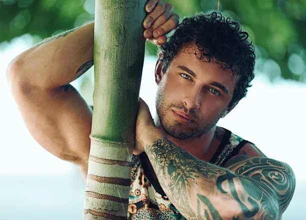OnlyFans cuenta weareallgods header 2