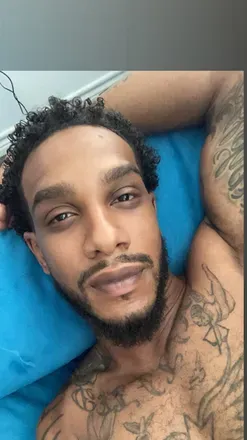OnlyFans cuenta jamaikanpapii header 1