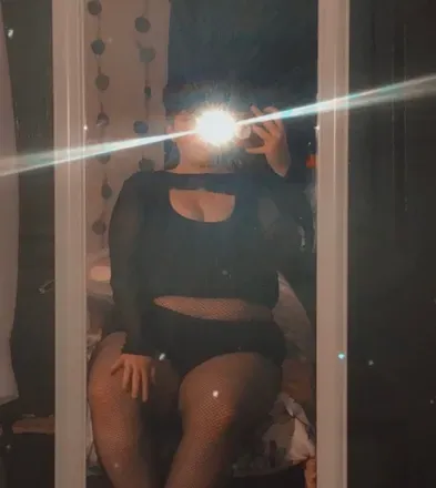 OnlyFans cuenta maeflowers01 avatar 1