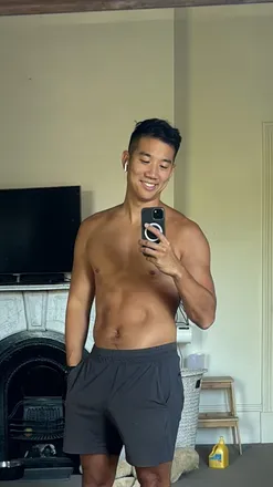 OnlyFans account  kmone2premium avatar 1