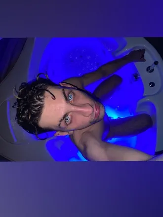 OnlyFans cuenta kaosh header 2