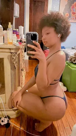 OnlyFans cuenta tavihuff avatar 1