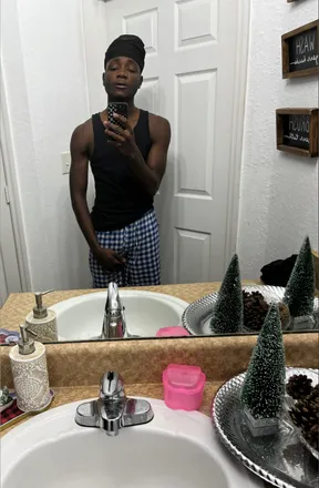 OnlyFans account  fmg.flipper header 2