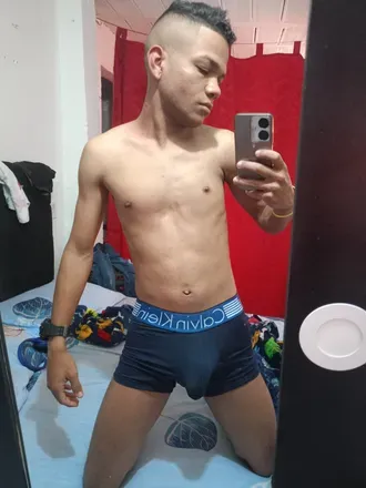 OnlyFans cuenta zubvasanchez avatar 1