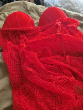 OnlyFans cuenta bedroomwaifu header 2