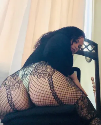 OnlyFans cuenta leah_thicc header 2