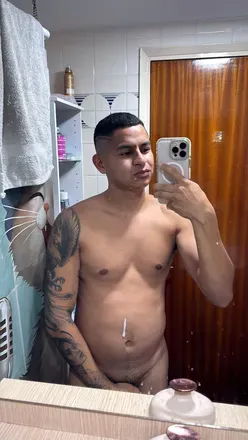 OnlyFans account  alexxsantaella avatar 1