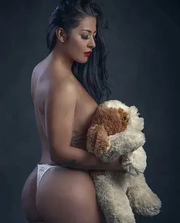 OnlyFans cuenta cinnamon_mommy avatar 1