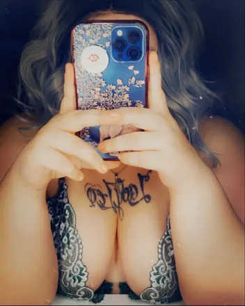 OnlyFans cuenta ladyleomami header 2