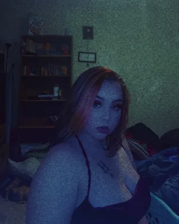 OnlyFans account  babygirl19_19 header 2
