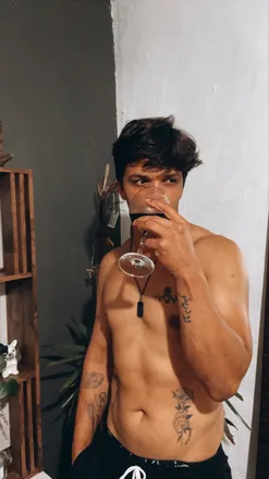 OnlyFans cuenta jullian_perfeito header 2