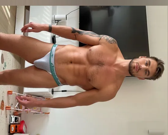 OnlyFans cuenta tors_ten header 2