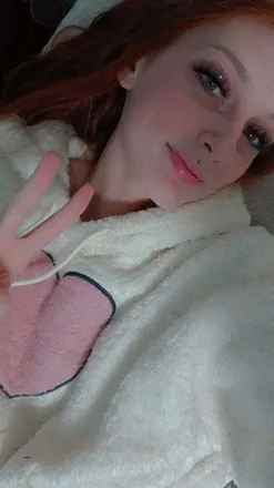 OnlyFans cuenta mommianna0127 header 2