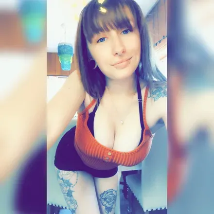 OnlyFans account  the.naughty.brunette avatar 1
