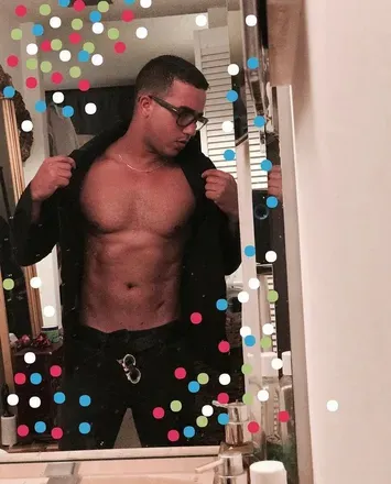 OnlyFans cuenta saurocky avatar 1