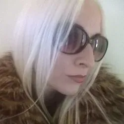 OnlyFans cuenta sabrinasslaves avatar 1