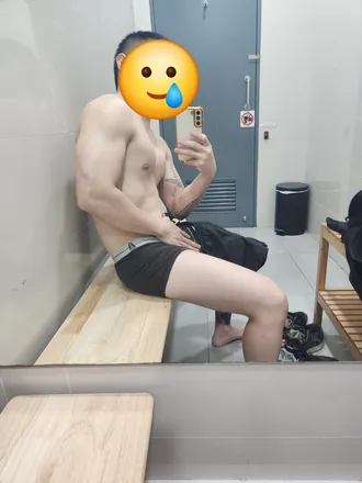 OnlyFans cuenta valerious18 header 2