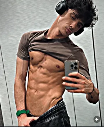 OnlyFans cuenta danielhottie header 2