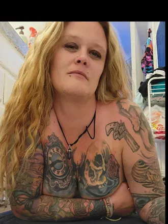 OnlyFans cuenta tattedprincess420 header 2